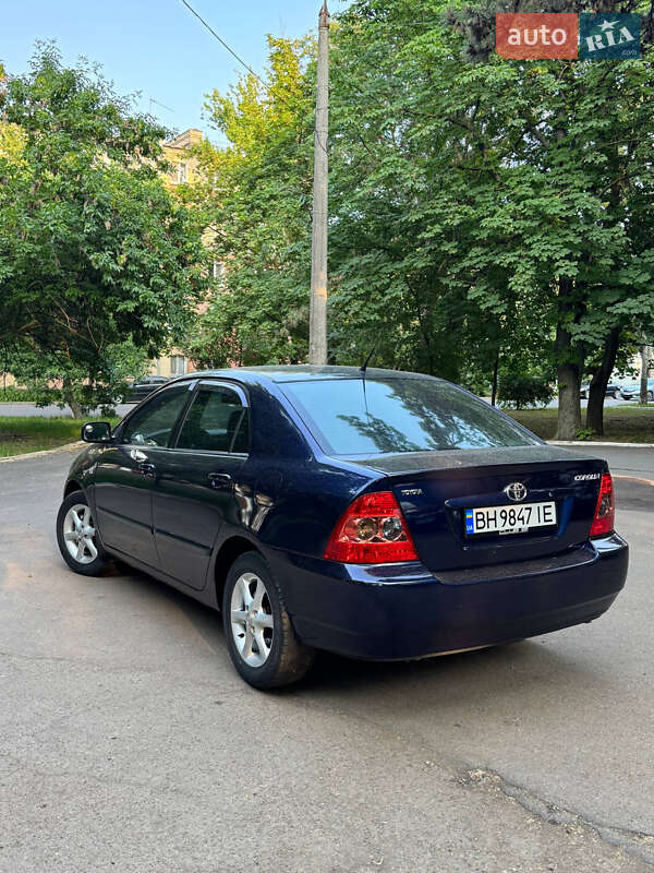 Седан Toyota Corolla 2005 в Одесі