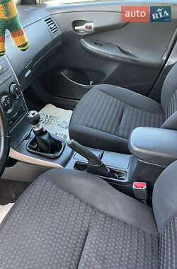Седан Toyota Corolla 2009 в 