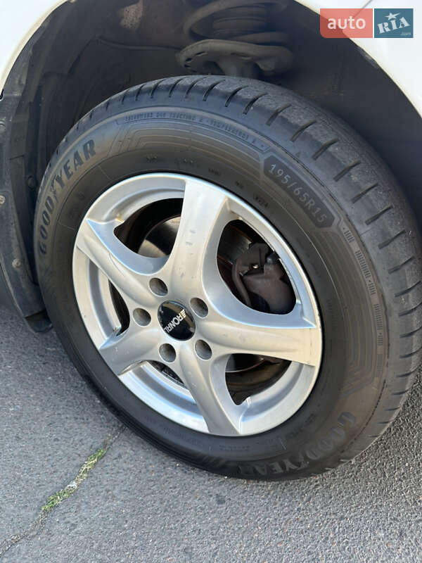 Седан Toyota Corolla 2015 в Одессе фото 9 Седан Toyota Corolla 2015 в Одессе