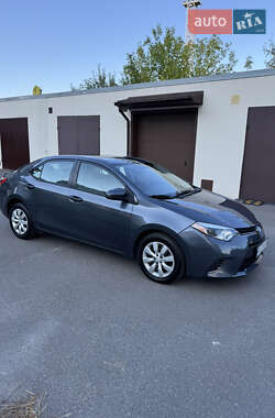 Седан Toyota Corolla 2016 в Харкові