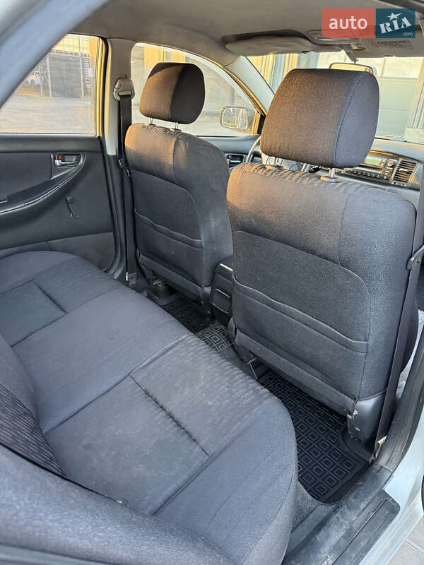 Седан Toyota Corolla 2002 в Голованівську