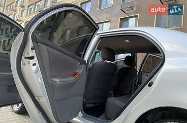 Седан Toyota Corolla 2006 в 