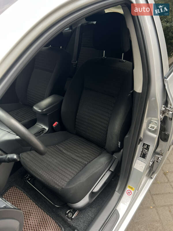 Седан Toyota Corolla 2008 в Черкассах
