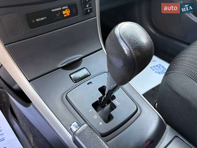 Седан Toyota Corolla 2007 в Виннице