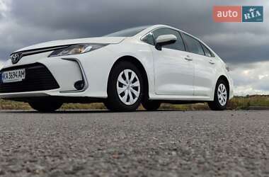 Седан Toyota Corolla 2020 в Виннице