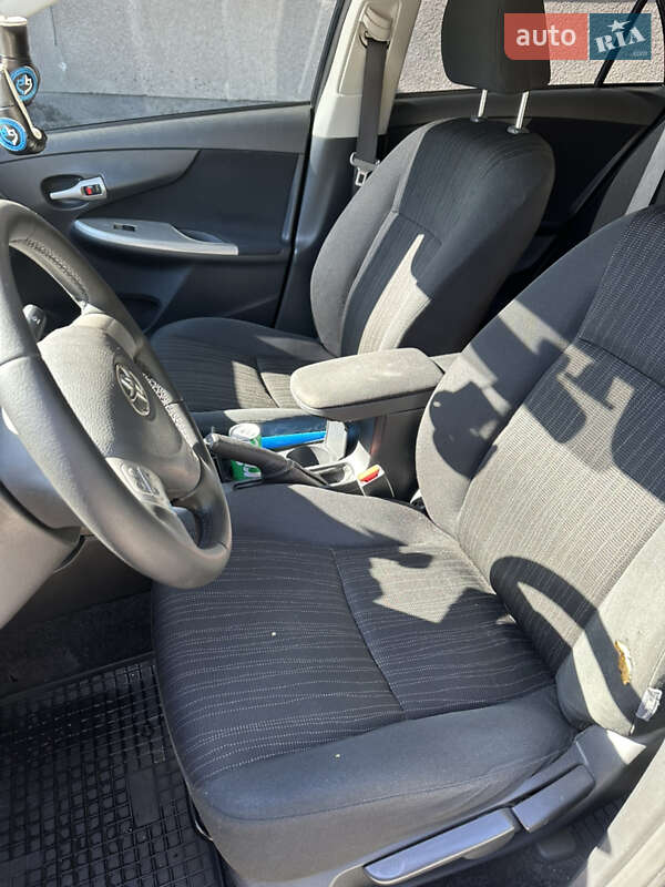 Седан Toyota Corolla 2008 в Луцке фото 14 Седан Toyota Corolla 2008 в Луцке