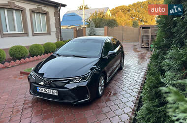 Седан Toyota Corolla 2019 в 