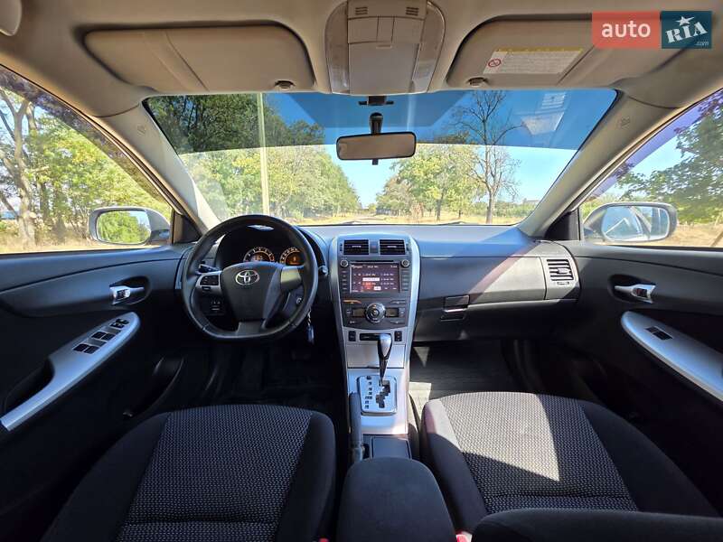 Седан Toyota Corolla 2012 в Одессе