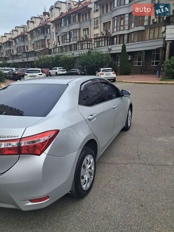 Toyota Corolla 2014