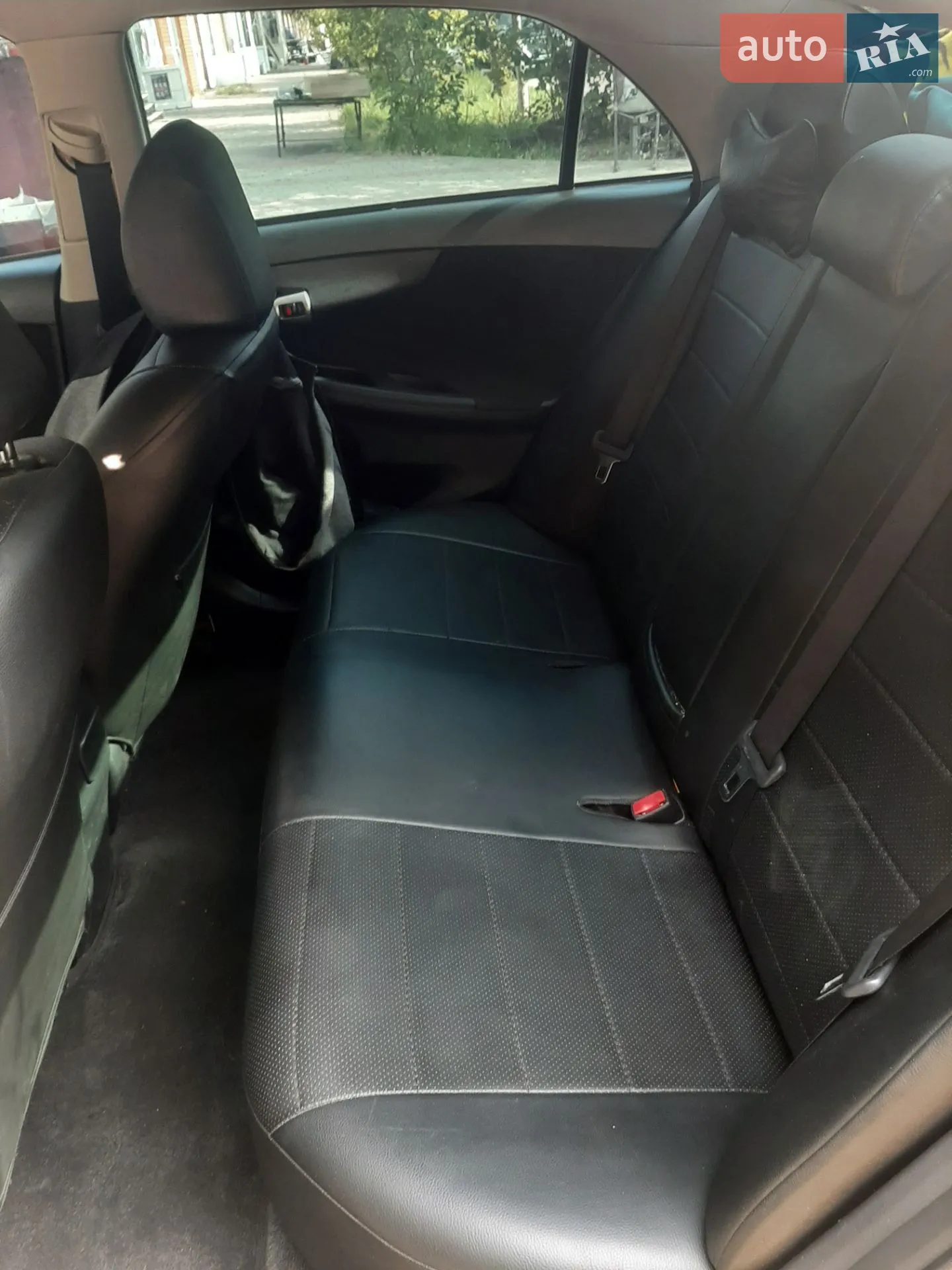 2011 Toyota Corolla - мініатюра 15
