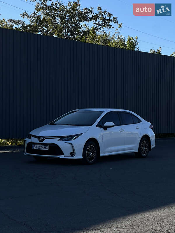 Седан Toyota Corolla 2020 в 