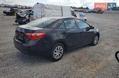 Седан Toyota Corolla 2018 в 