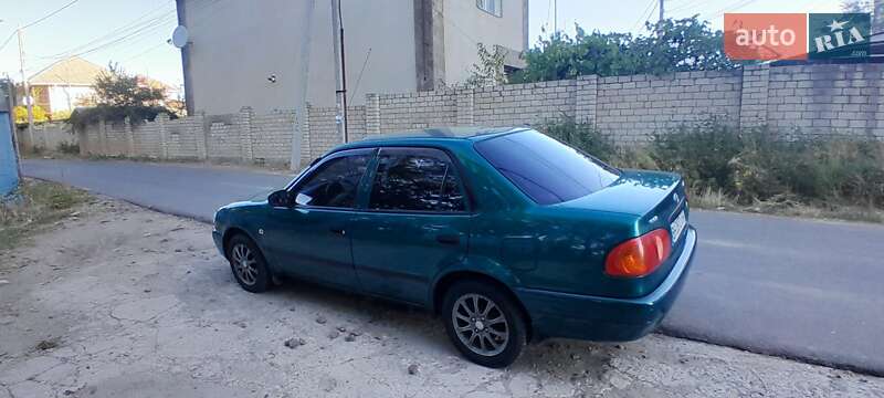 Седан Toyota Corolla 2000 в Одессе