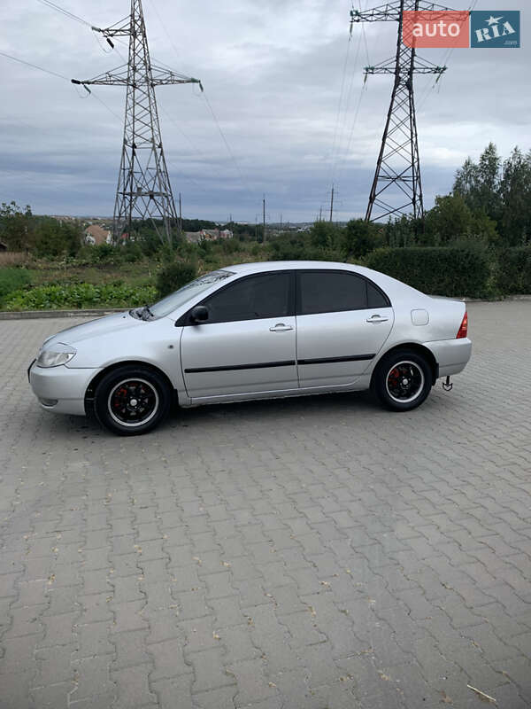 Седан Toyota Corolla 2003 в Хмельницькому
