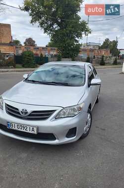 Седан Toyota Corolla 2012 в Полтаве