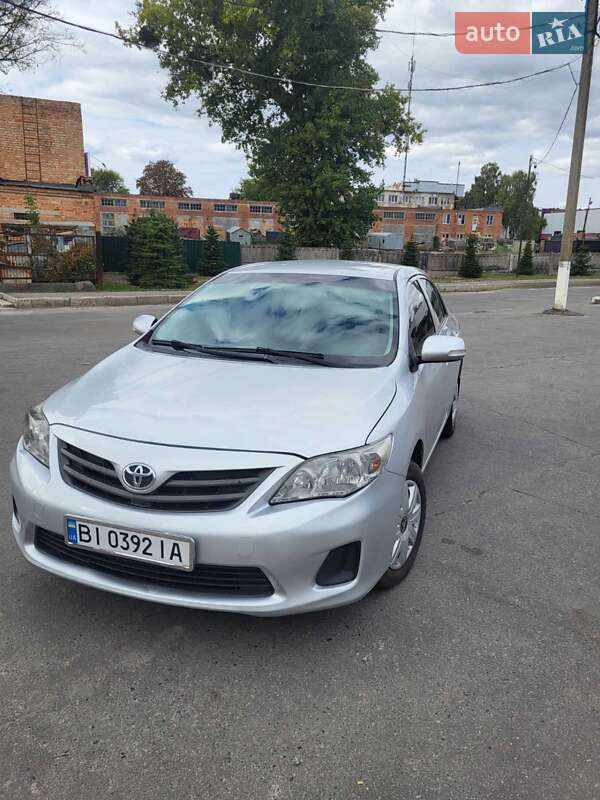 Седан Toyota Corolla 2012 в 