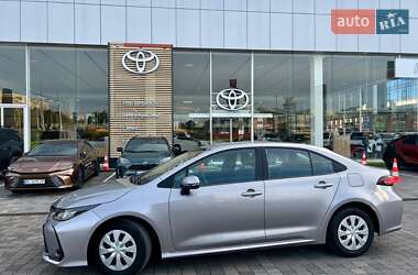 Седан Toyota Corolla 2020 в Львові