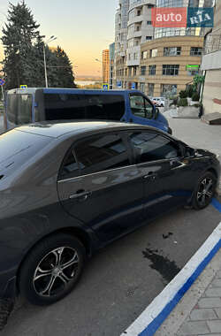 Седан Toyota Corolla 2010 в 