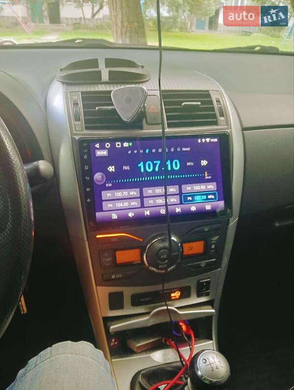 Седан Toyota Corolla 2011 в Конотопе