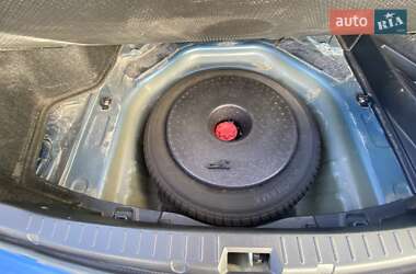 Седан Toyota Corolla 2011 в 