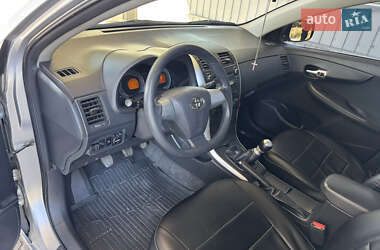 Седан Toyota Corolla 2012 в 