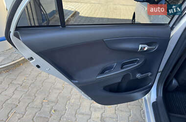 Седан Toyota Corolla 2012 в 