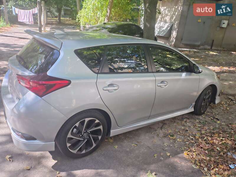 Toyota Corolla 2016