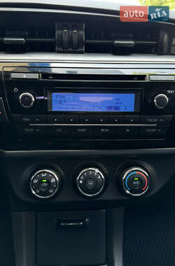 Седан Toyota Corolla 2014 в 