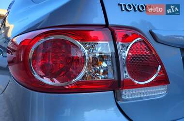 Седан Toyota Corolla 2011 в 