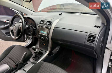 Седан Toyota Corolla 2008 в 