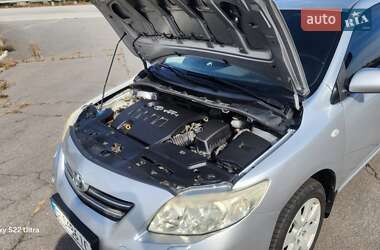 Седан Toyota Corolla 2007 в 
