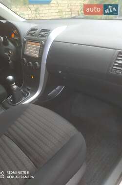 Седан Toyota Corolla 2012 в 