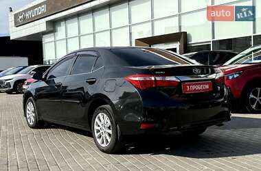 Седан Toyota Corolla 2016 в 