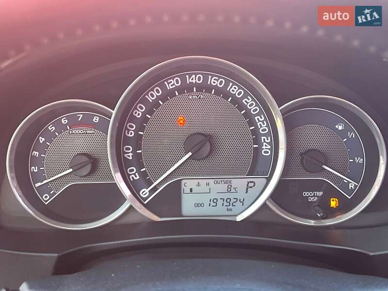 Седан Toyota Corolla 2013 в Києві