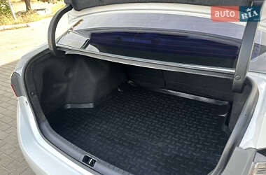 Седан Toyota Corolla 2013 в 