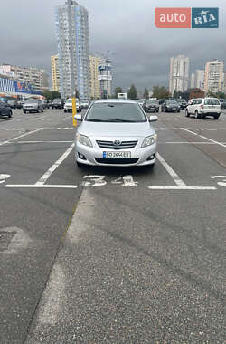 Седан Toyota Corolla 2007 в Києві