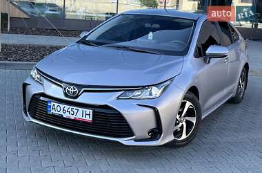 Седан Toyota Corolla 2020 в Мукачевому