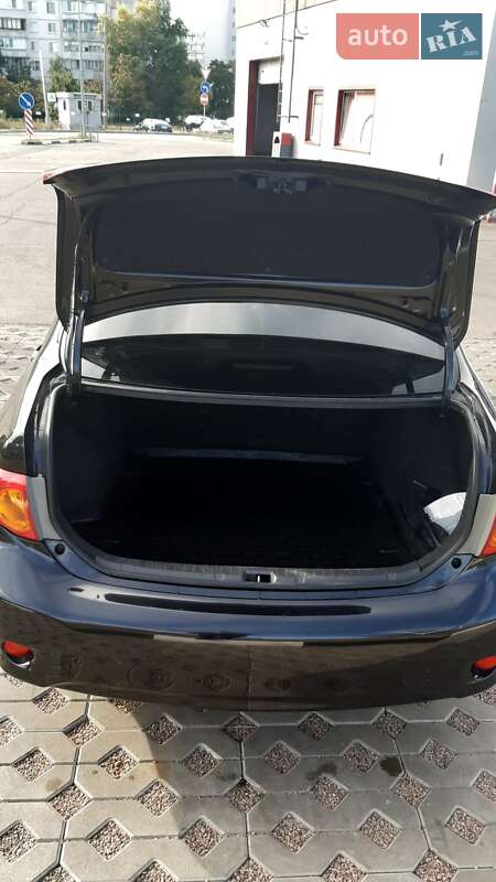 Седан Toyota Corolla 2009 в Киеве фото 5 Седан Toyota Corolla 2009 в Киеве