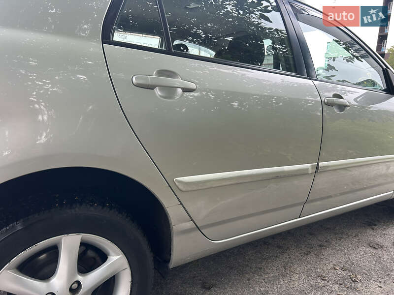Хэтчбек Toyota Corolla 2005 в Киеве фото 7 Хэтчбек Toyota Corolla 2005 в Киеве