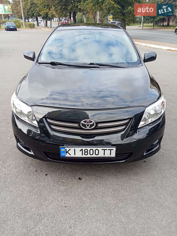 Седан Toyota Corolla 2008 в Житомире
