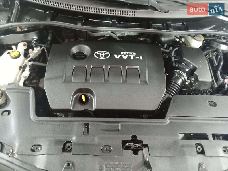 Седан Toyota Corolla 2008 в Житомире
