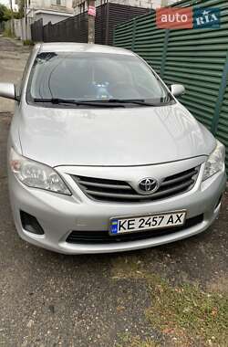 Седан Toyota Corolla 2012 в Днепре