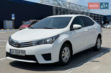 Седан Toyota Corolla 2015 в  фото 8 Седан Toyota Corolla 2015 в
