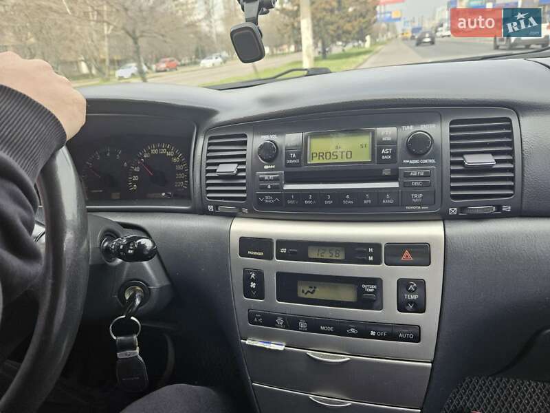 Хетчбек Toyota Corolla 2005 в Одесі