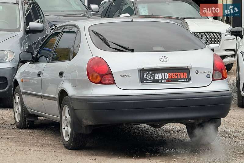 Хэтчбек Toyota Corolla 1997 в Харькове
