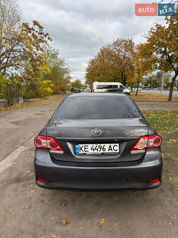 Седан Toyota Corolla 2010 в Днепре фото 3 Седан Toyota Corolla 2010 в Днепре