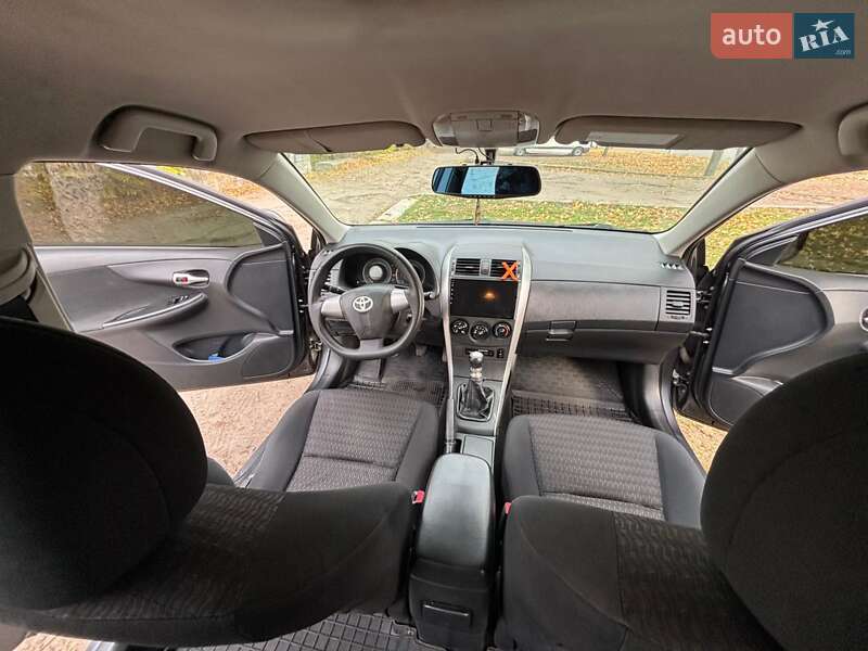 Седан Toyota Corolla 2010 в Днепре фото 16 Седан Toyota Corolla 2010 в Днепре