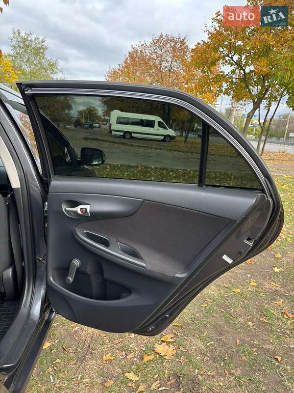 Седан Toyota Corolla 2010 в Днепре фото 19 Седан Toyota Corolla 2010 в Днепре