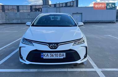 Седан Toyota Corolla 2020 в 