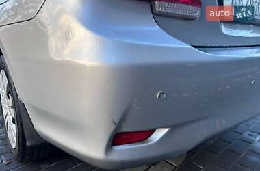 Седан Toyota Corolla 2011 в 